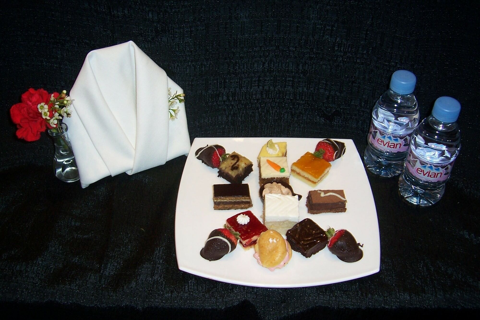 Doubletree By Hilton Lisle Naperville Exterior foto